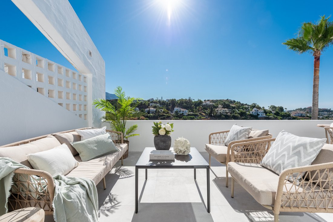 Apartment in La Quinta, Benahavis, Andalusia 4 - 15374596