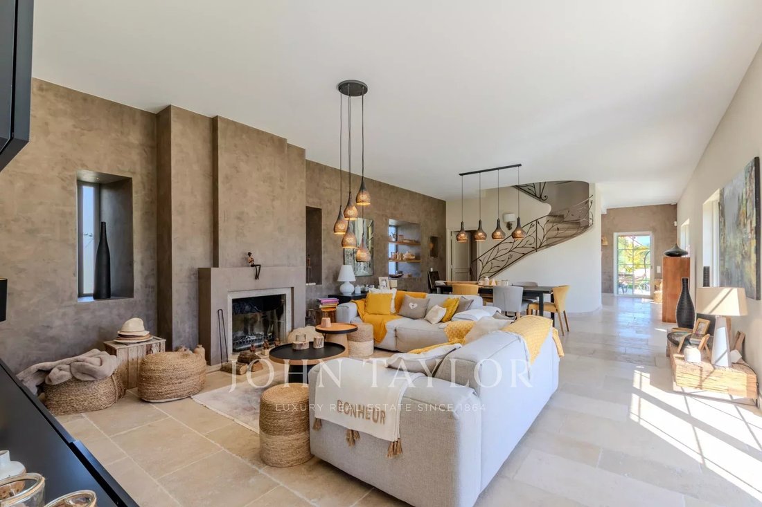 Villa in Les Cougoulins-Rastines, Antibes, France 4 - 15374622