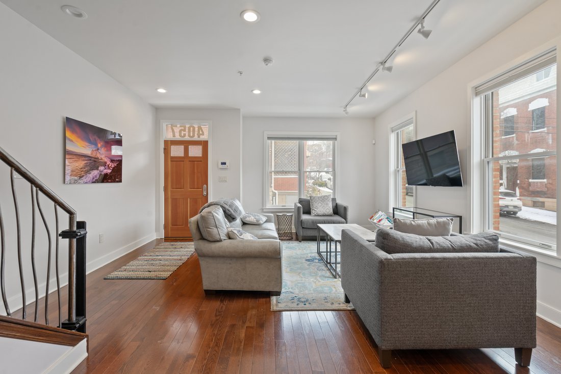 House in Pittsburgh, Pennsylvania, United States 3 - 15374665