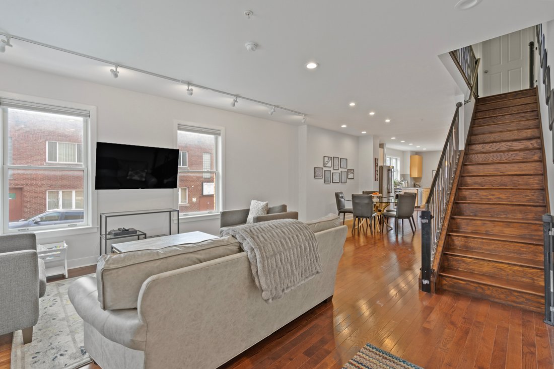 House in Pittsburgh, Pennsylvania, United States 2 - 15374665