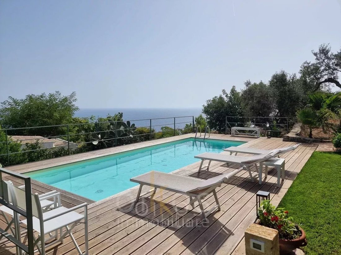 Casa en Gagliano del Capo, Italy 1 - 15375228