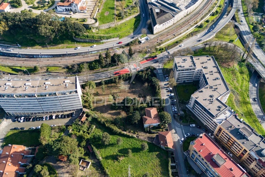 Land in Creixomil, Braga, Portugal 2 - 15375265