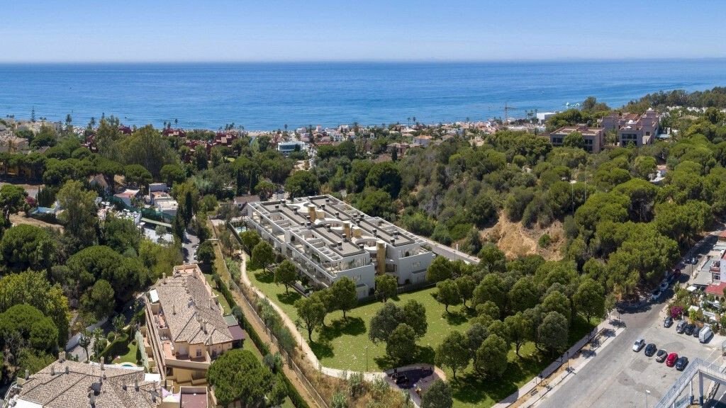 Penthouse in Elviria-Cabopino, Marbella, Spain 1 - 15375290