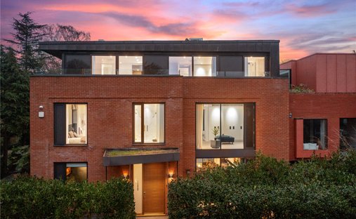 House in Hampstead, Camden, England 1