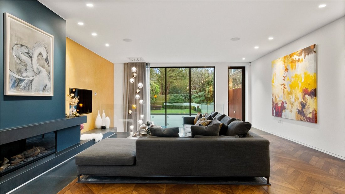 House in Hampstead, Camden, England 2 - 15375309