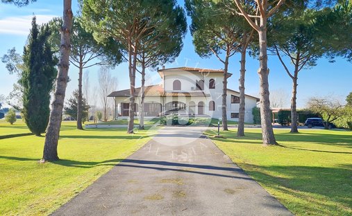 Villa a Pietrasanta, Toscana, Italia 1