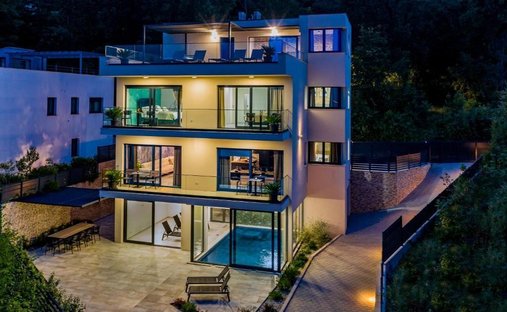 Villa in Grad Opatija, Primorje-Gorski Kotar County, Croatia 1