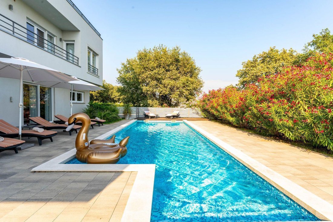 Villa in Medulin, Istria County, Croatia 1 - 14565992