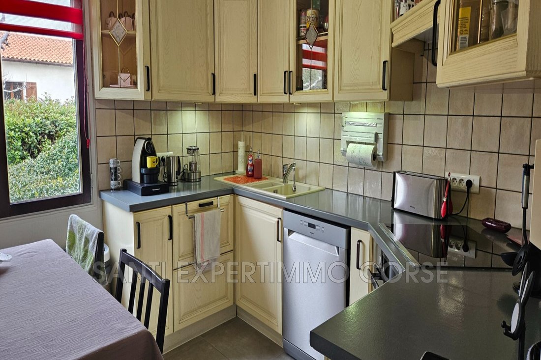 Villa in Solaro, Corsica, France 4 - 14715011