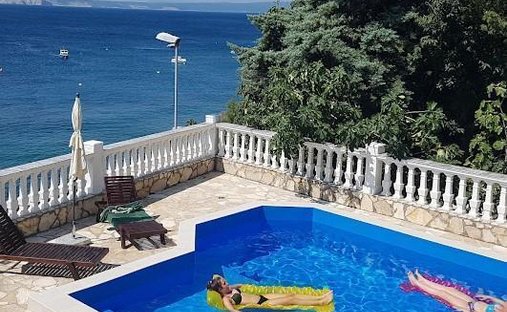 Villa in Grad Novi Vinodolski, Primorje-Gorski Kotar County, Croatia 1