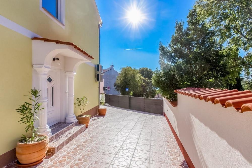 Villa in Grad Crikvenica, Primorje-Gorski Kotar County, Croatia 3 - 14246765