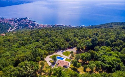 Villa in Grad Opatija, Primorje-Gorski Kotar County, Croatia 1
