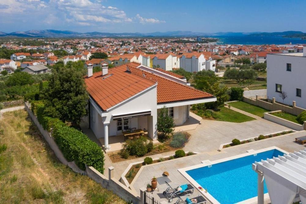 Villa in Vodice, Sibenik-Knin County, Croatia 2 - 14242406