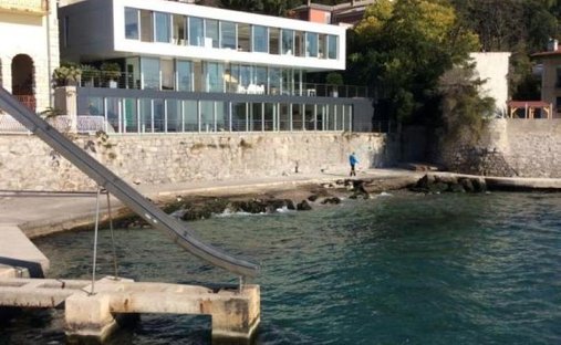 Villa in Mjesni odbor Kantrida, Grad Rijeka, Primorje-Gorski Kotar County 1