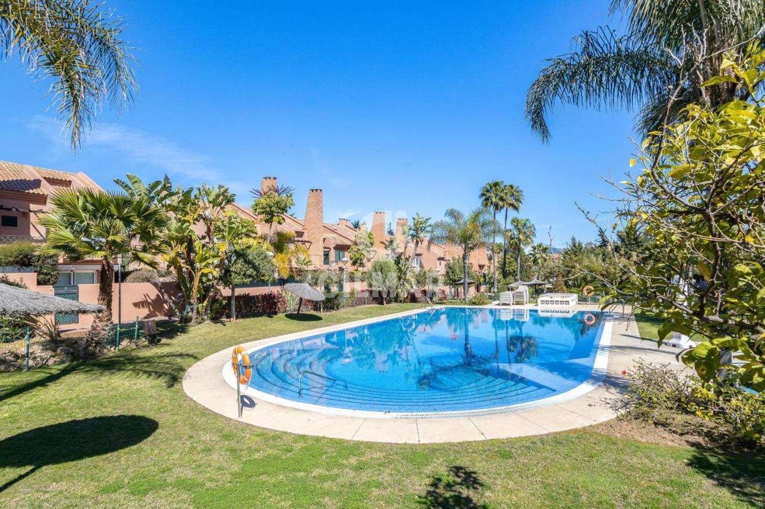 Townhouse in Marbella, Andalusia, Spain 2 - 15375970