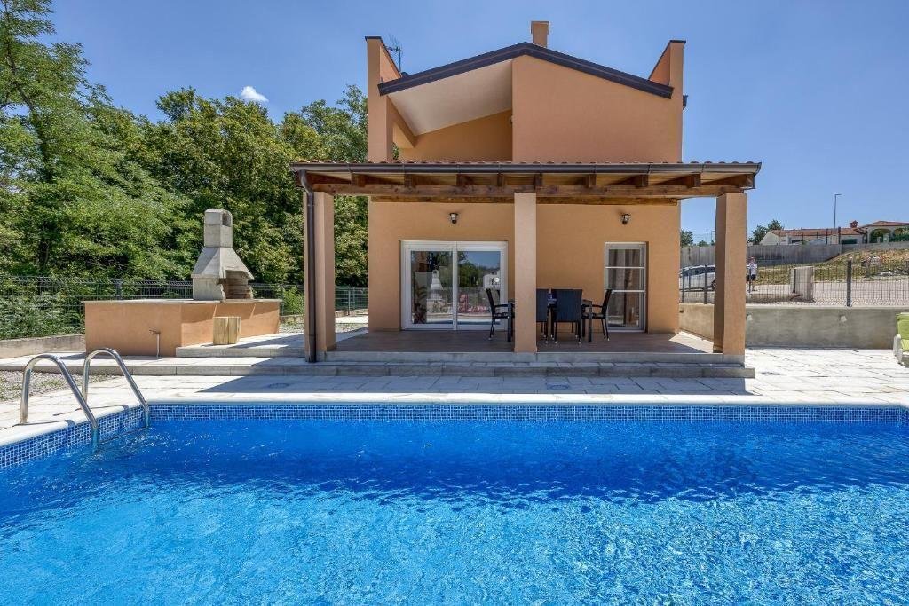 Villa in Tinjan, Istria County, Croatia 1 - 14578951