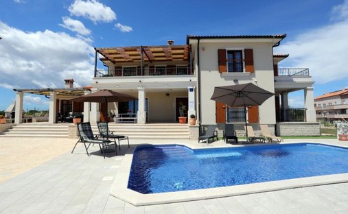 Villa in Medulin, Istria County, Croatia 1