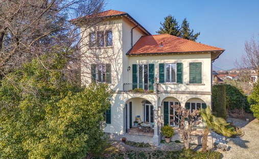 Villa a Cernusco Lombardone, Lombardia, Italia 1