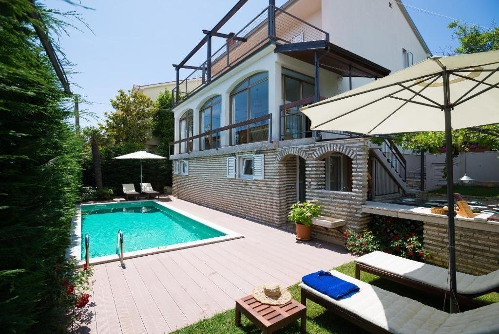 Villa in Premantura, Istria County, Croatia 1 - 14786456