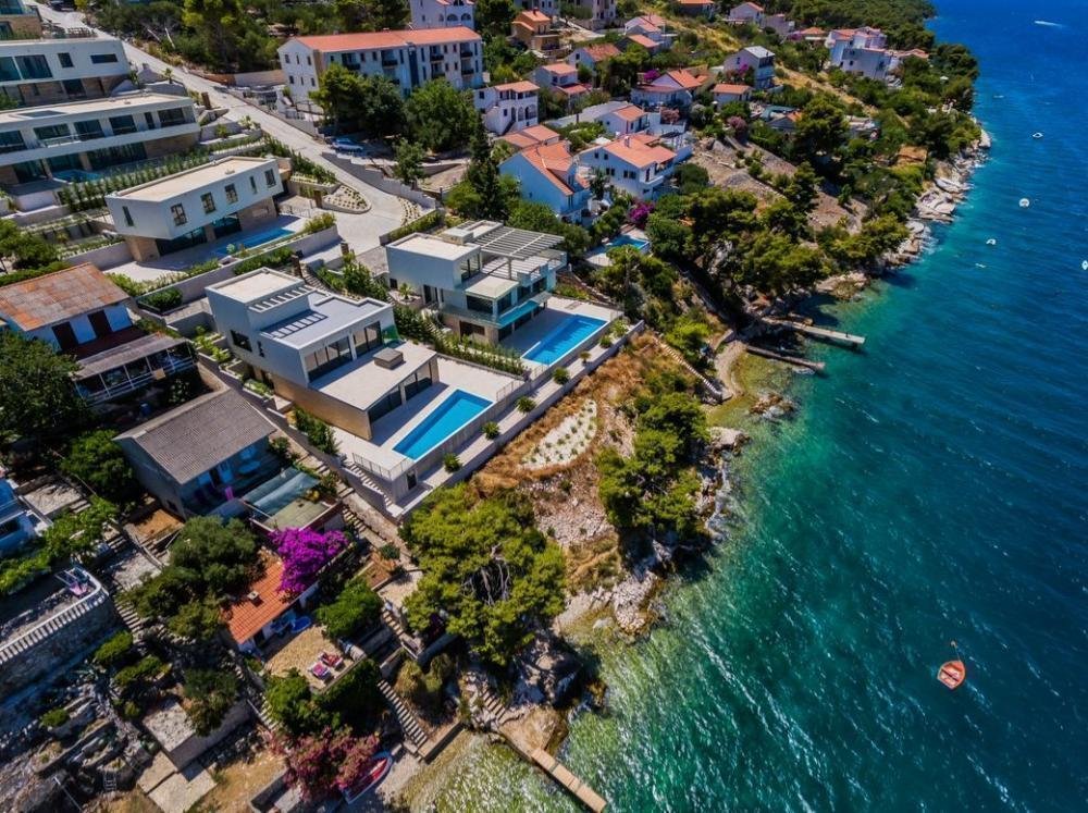 Villa in Zedno, Split-Dalmatia County, Croatia 1 - 11384321