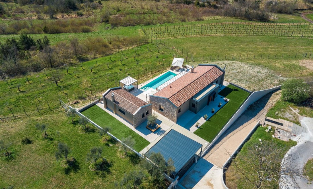 Villa in Hum, Istria County, Croatia 2 - 14575197
