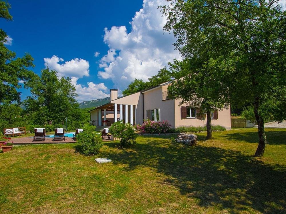 Villa in Grad Buzet, Istria County, Croatia 1 - 11937869