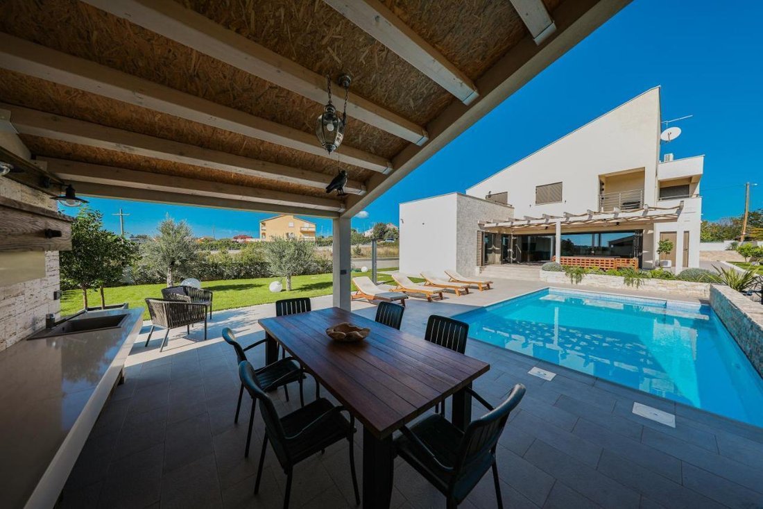 Villa in Poljica Brig, Zadar County, Croatia 2 - 14616850