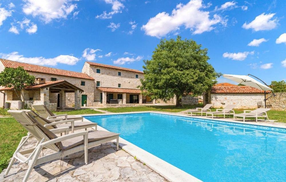 Villa in Barban, Istria County, Croatia 1 - 11793461