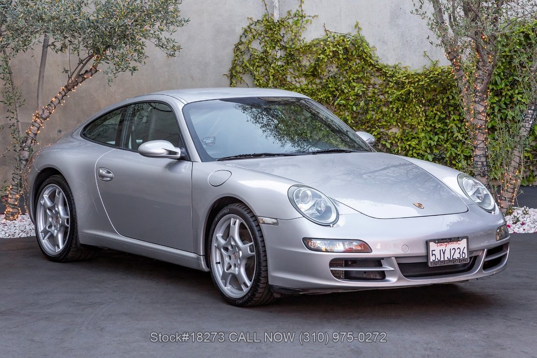 Porsche 997 Carrera in Los Angeles, CA 1 - 15376039