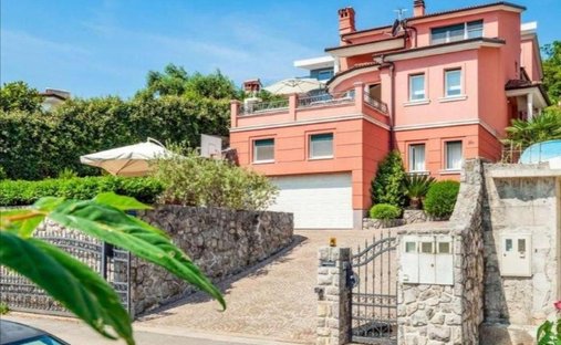 Villa in Grad Opatija, Primorje-Gorski Kotar County, Croatia 1