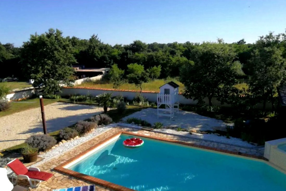 Villa in Svetvincenat, Istria County, Croatia 2 - 15230537