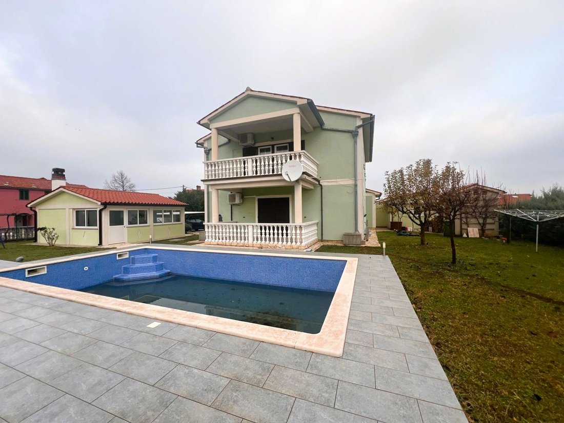 Villa in Labin, Istria County, Croatia 1 - 15063467