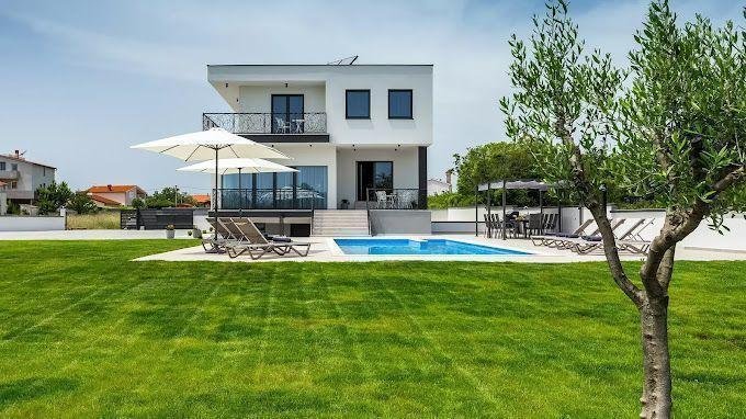 Villa in Grad Pula, Istria County, Croatia 1 - 14779357
