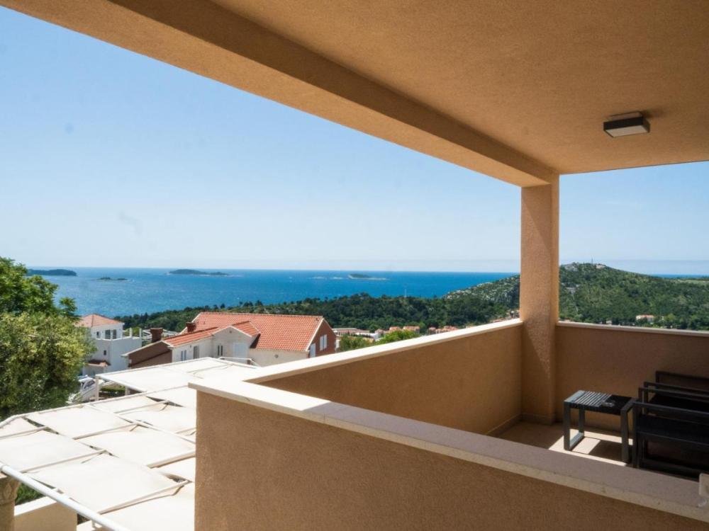 Villa in Mlini, Dubrovnik-Neretva County, Croatia 2 - 14067334