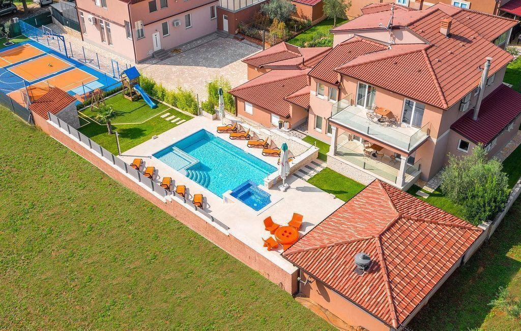 Valtura, Istria County, Croatia 1 - 14945122