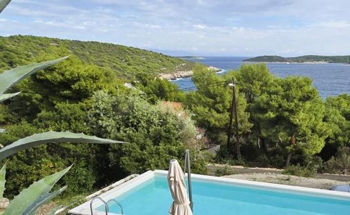 Villa in Dracevo Polje, Split-Dalmatia County, Croatia 1
