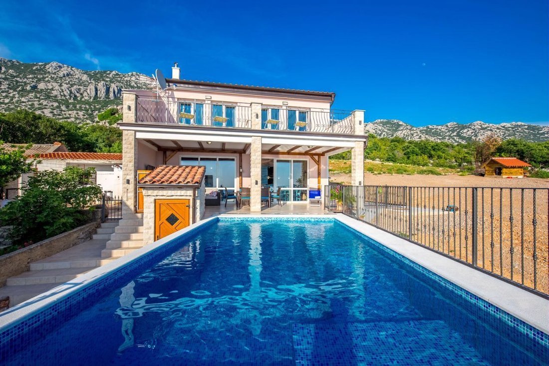 Villa in Jablanac, Lika-Senj County, Croatia 1 - 15344118