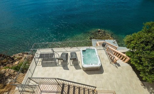 Villa a Lukovo Šugarje, Regione della Lika e di Segna, Croazia 1