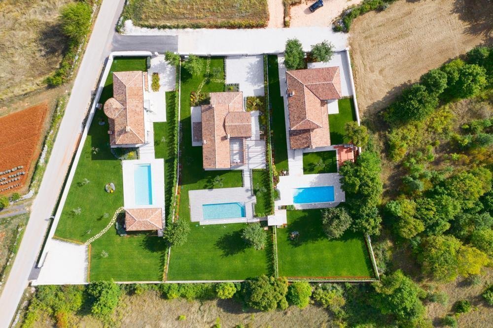 Villa in Sveti Lovrec Pazenaticki, Istria County, Croatia 2 - 11715871