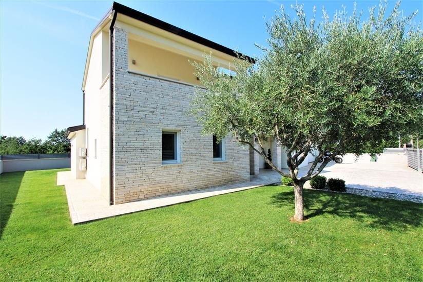 Villa in Porec, Istria County, Croatia 3 - 15379493