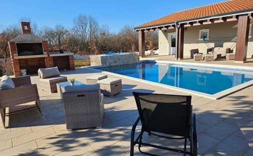 Villa à Štokovci, Istrie, Croatie 1