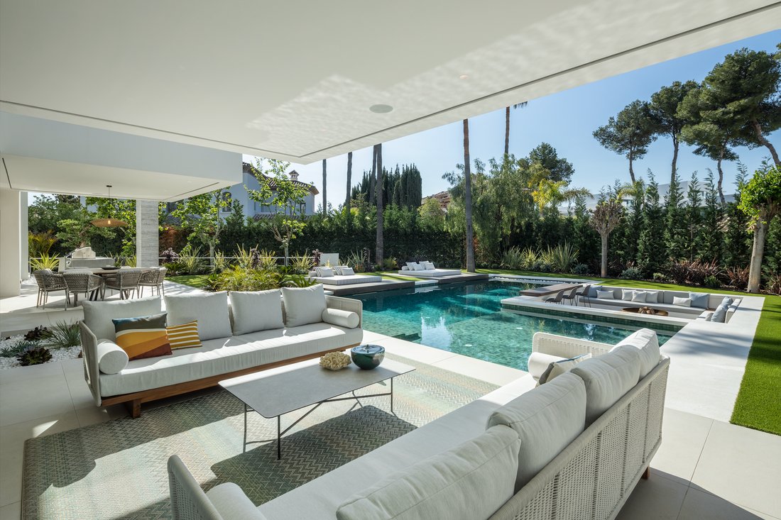 Villa in Puerto Banus, Marbella, Spain 2 - 15378909