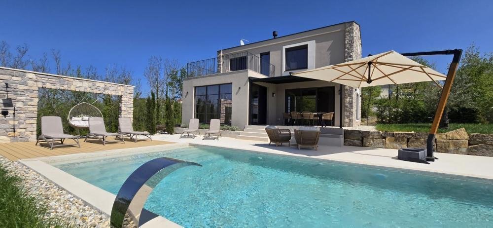 Villa in Karojba, Istria County, Croatia 1 - 14098231