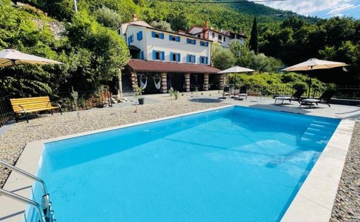 Villa in Opcina Moscenicka Draga, Primorje-Gorski Kotar County, Croatia 1