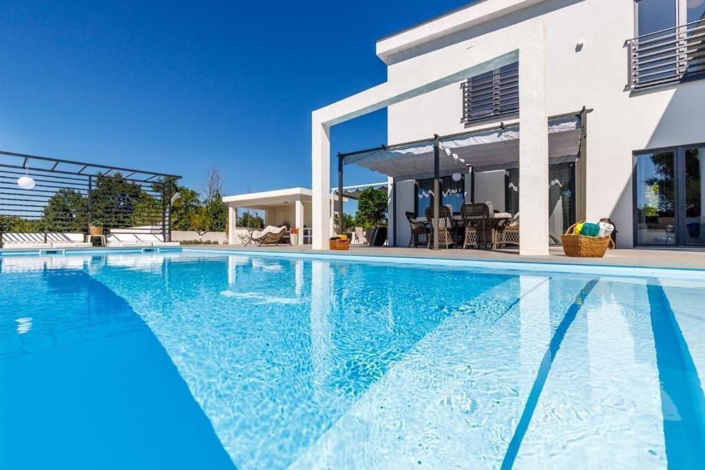 Villa in Barat, Istria County, Croatia 1 - 14819850