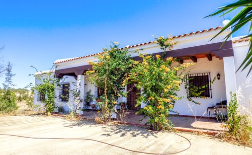 Finca in San Silvestre de Guzman, Andalusia, Spain 1