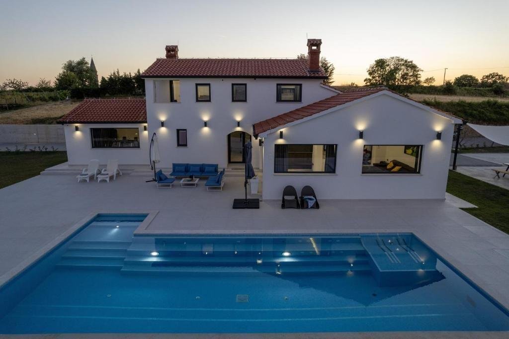 Villa in Grad Buzet, Istria County, Croatia 3 - 14414978