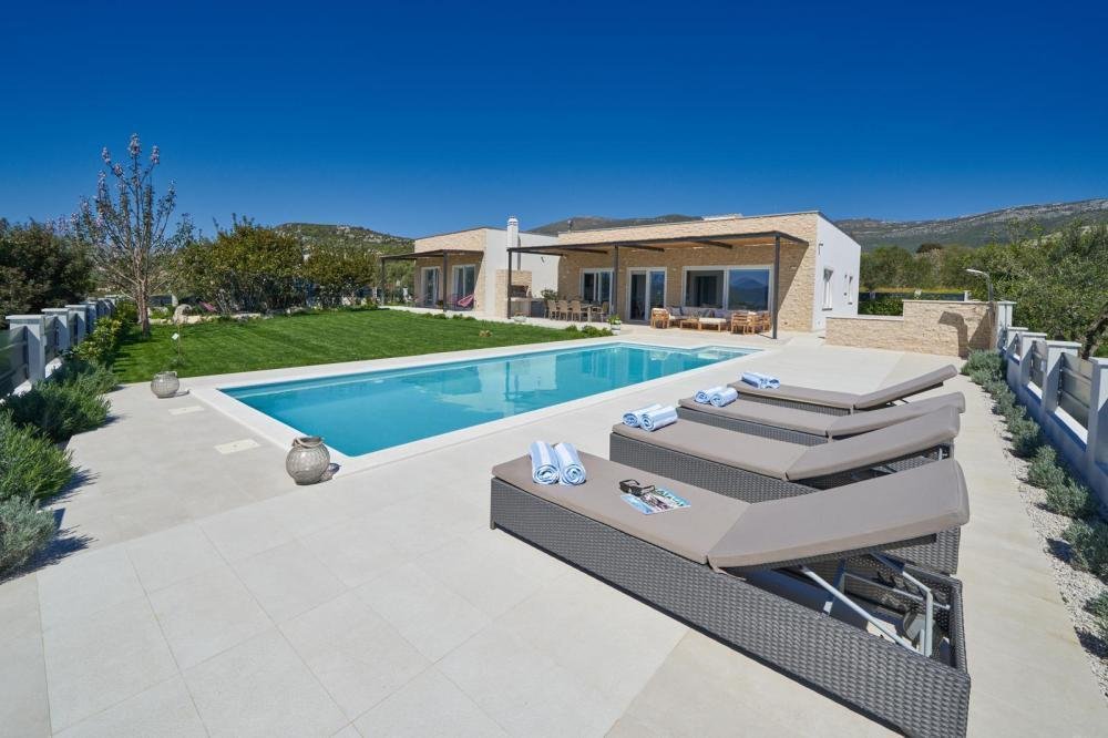 Villa in Gradski kotar Grad, Split, Split-Dalmatia County 1 - 14823559
