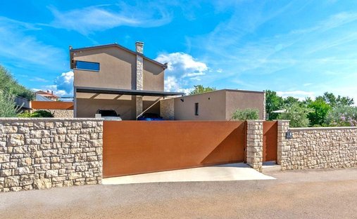 Villa in Umag, Istria County, Croatia 1