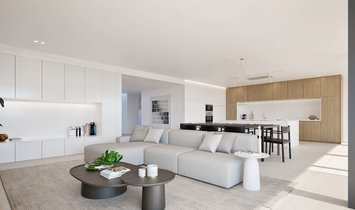 Villa in Sao Goncalo de Lagos, Algarve, Portugal 1